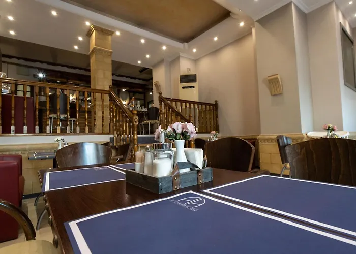 Argo Hotel Piraeus