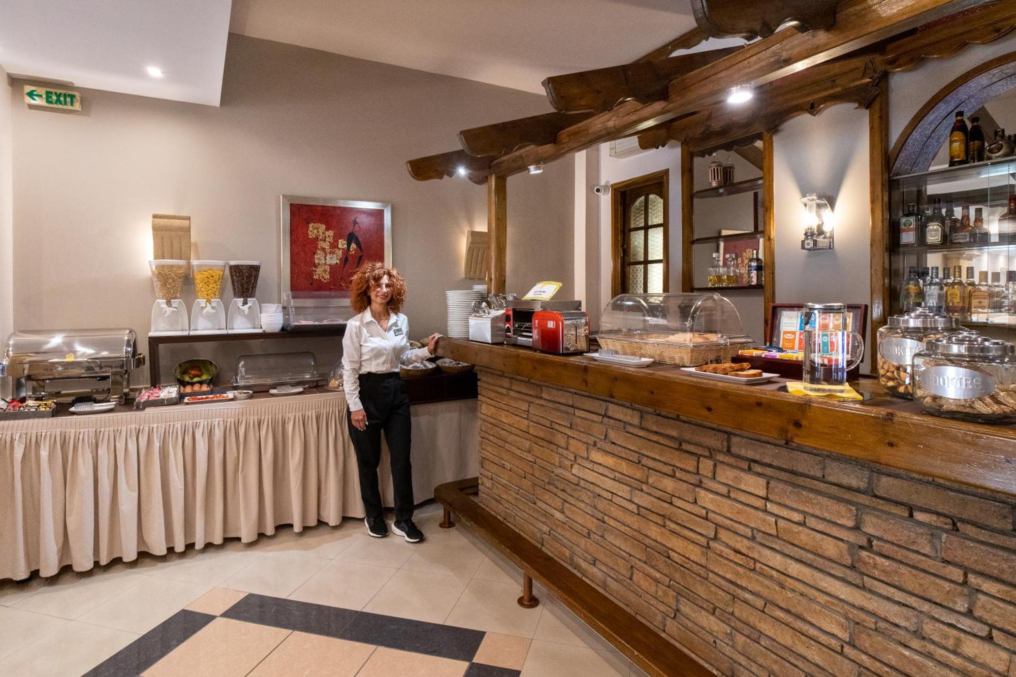 Argo Hotel 2*